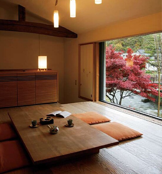 �ڐ������Ⴂ�ʒu�ɉƋ�݂���ꂽ�����قǃV���v���ȋq���B�������Ă�A������̂�т�߂����̂ɍœK���B