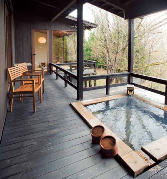 �q���ɔ�����ꂽ���a�ɂ�41�x�ɒ������ꂽ���򂩂��Ȃ����̓��������B���K�ȉ��x�̓��ɐZ����Ȃ���A���h�̎l�G�����������B