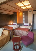 ���̊فE��V7F�u�V���v�́A�����̏�X�y�[�X���Ȃ��ރ��_���Ȏ�B