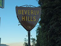 �r�o���[�q���Y