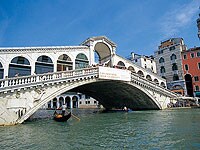 ���A���g��