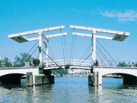 �}�w���̒��ˋ�