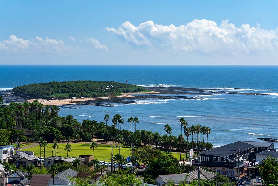 Seaside activities at Aoshima