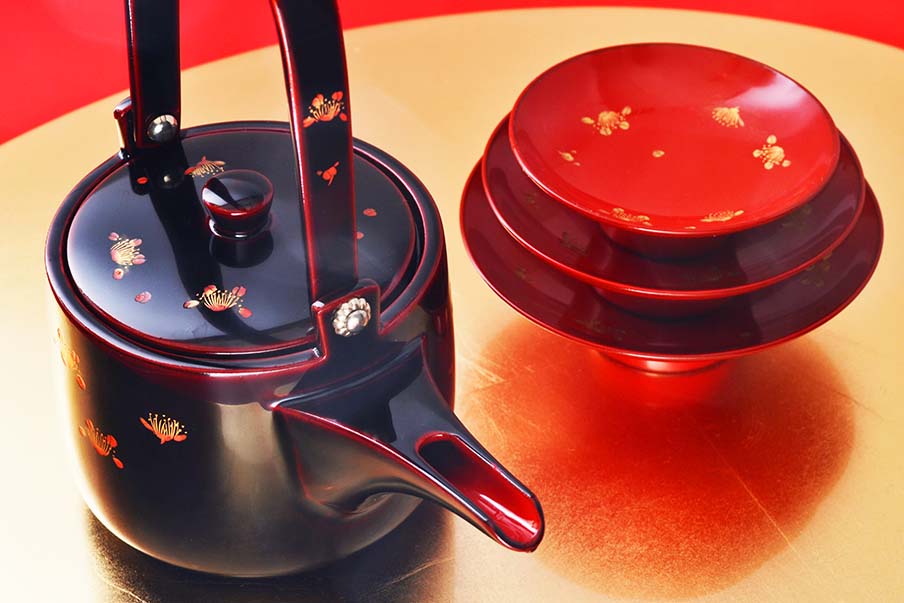 Dive into the layered beauty of Wajima lacquerware
