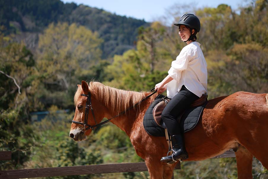 Experience a blend of Western and Japanese horse cultures