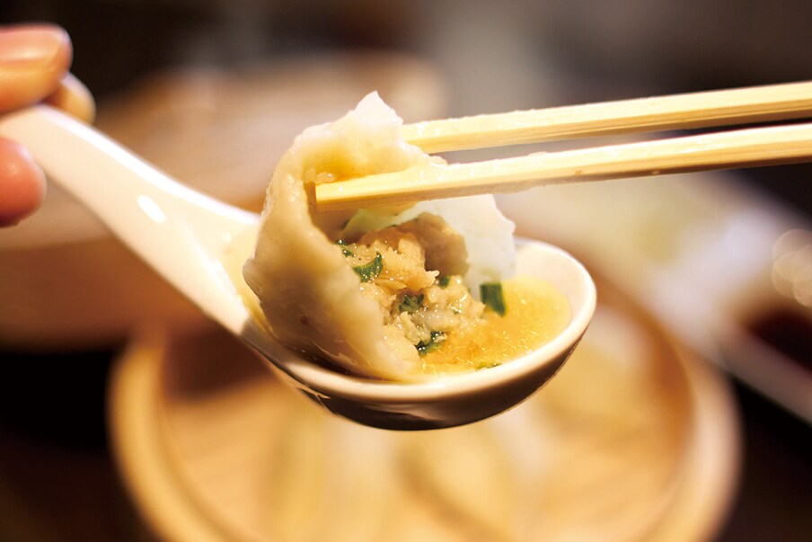 Sample delicious gyoza at GYOPAO Gyoza Roppongi 