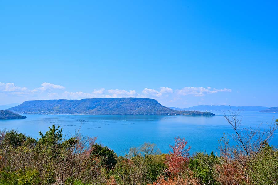 Hike to the summit of Mt. Yashima
