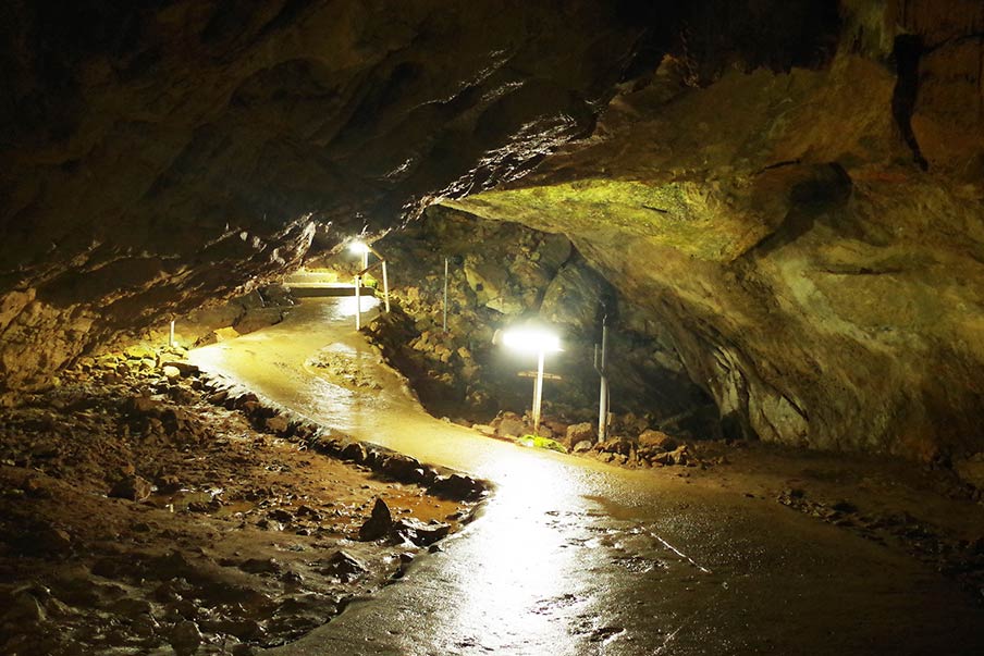 Multi-Level Taishodo Cave: Journey from Heaven to Hell