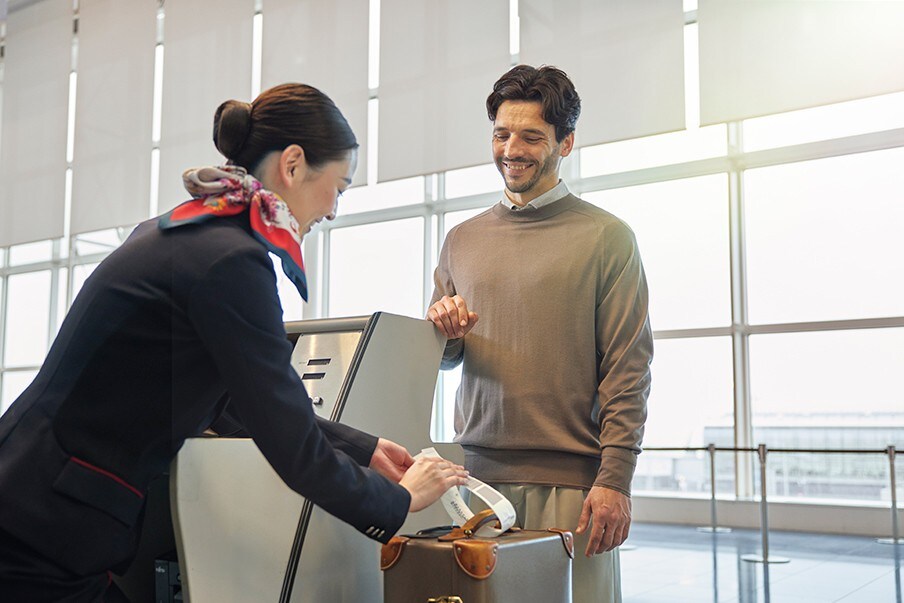 Priority check-in and baggage services