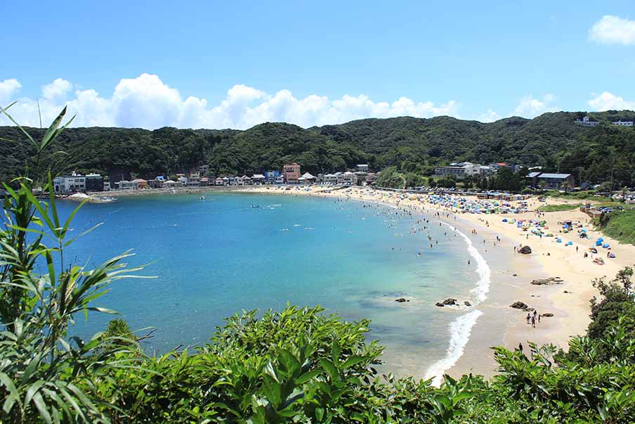 Sotoura Beach (外浦ビーチ) — a quiet, less crowded beach