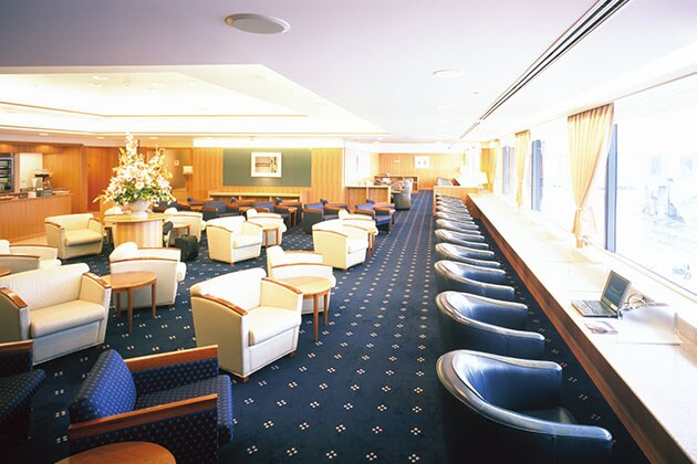 Are there lounge facilities that I can use?