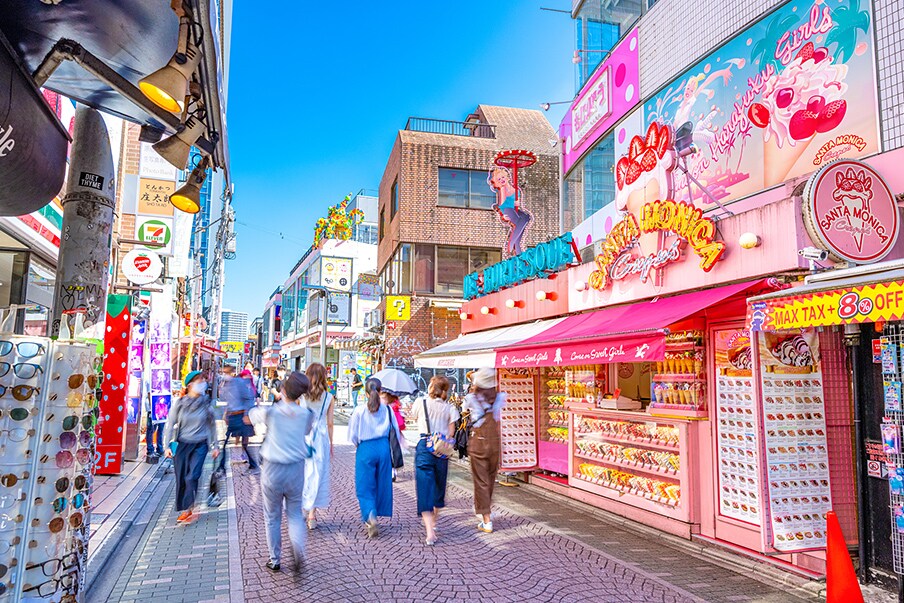 Discover street fashion and anime stores in Harajuku, Omotesandō, and Akihabara