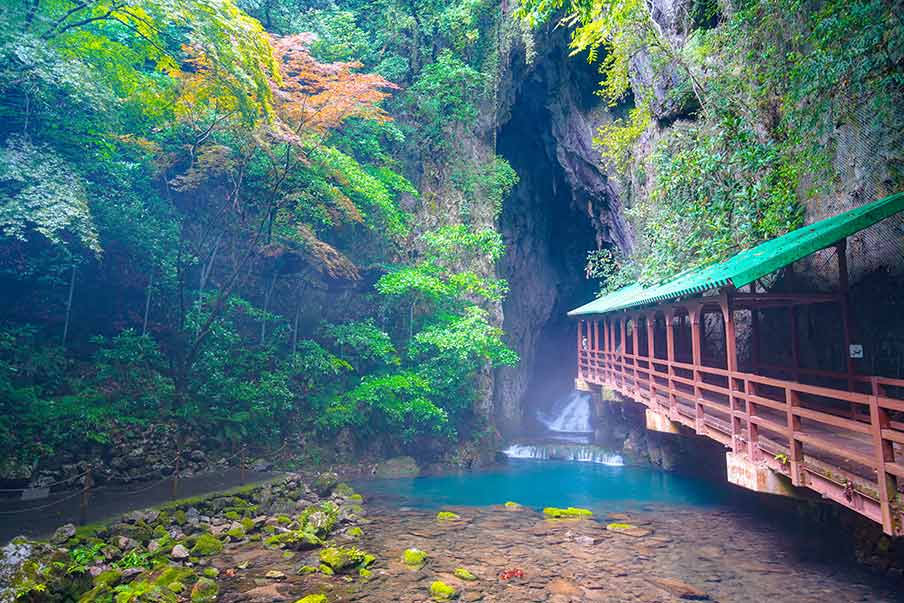 How big is Akiyoshido Cave?