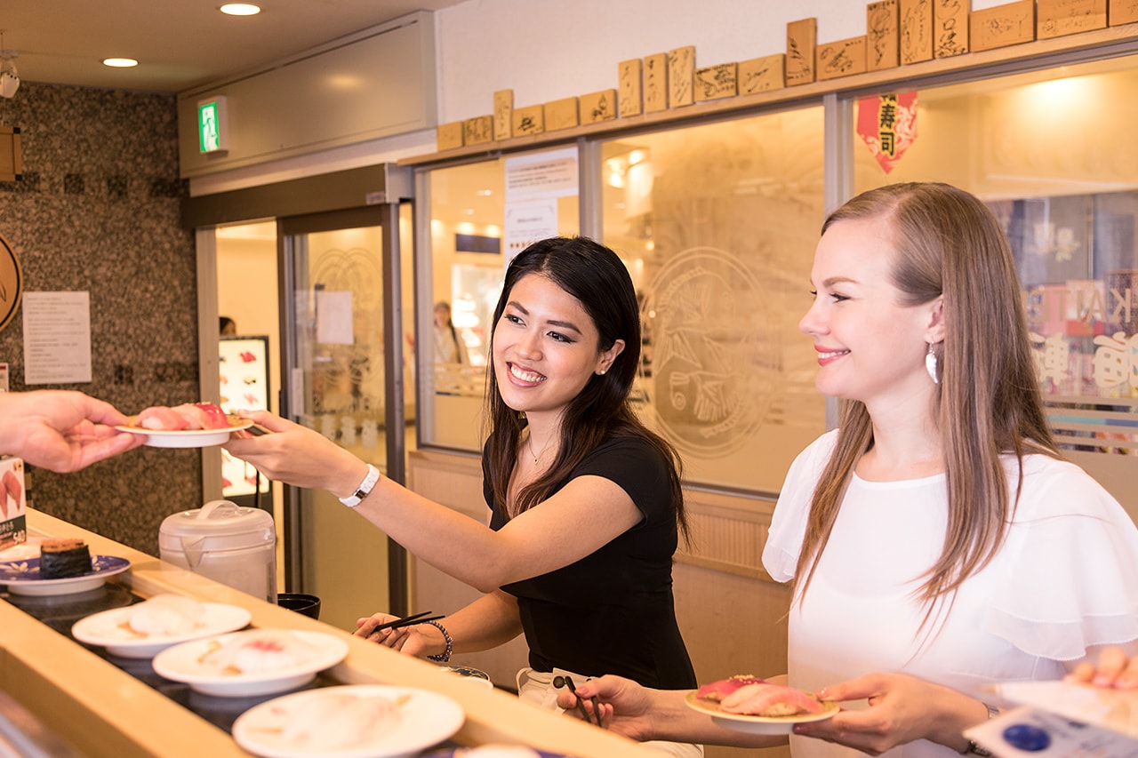 Umgangsformen und Etikette: Restaurantbesuche in Japan