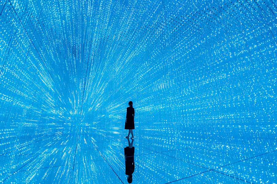 Explore the world through water and artwork spaces at teamLab Planets