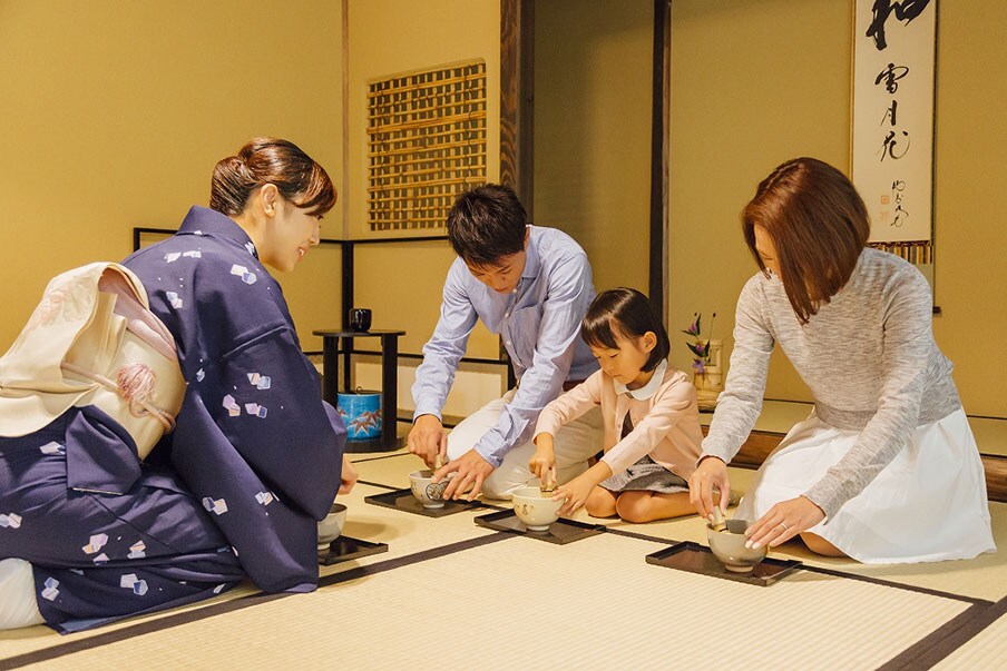 Experimentar una ceremonia del té en el Museo del Gran Maestro del Té Sen-no-Rikyu