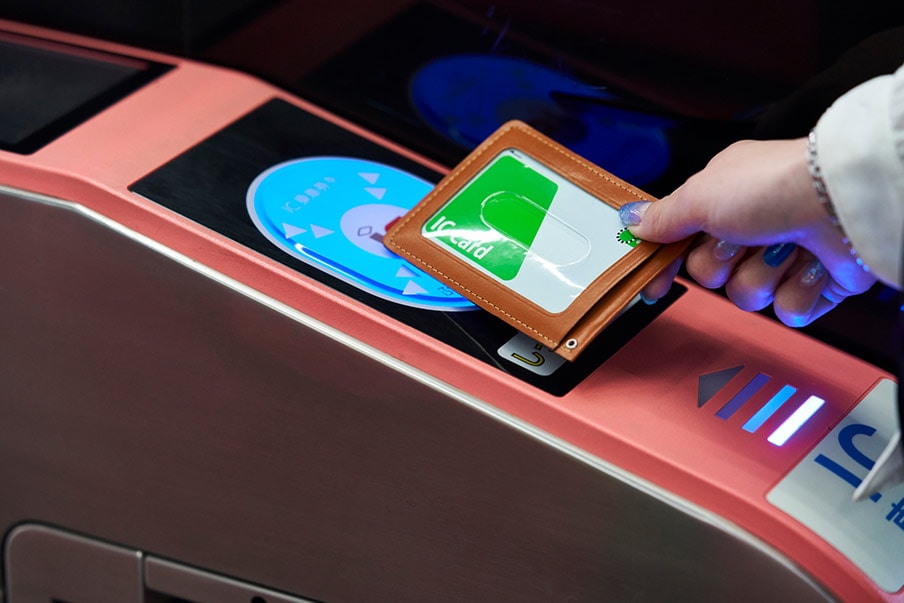 Tarjeta IC: fácil acceso a varios trenes y autobuses