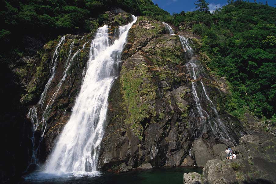 Ohko-no-taki Waterfall (大川の滝)-giant falls with sweet water