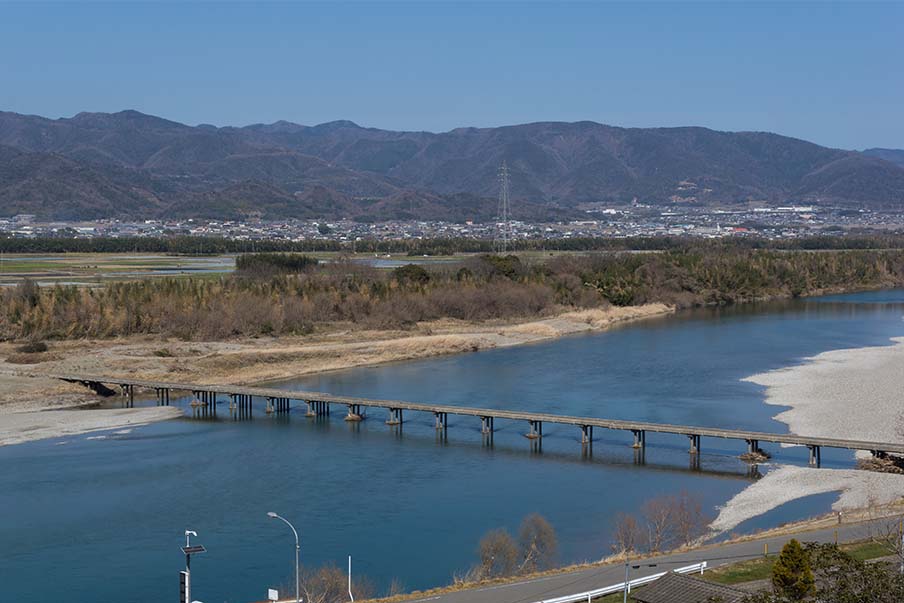 Kawashima Sensui Bridge - relax surrounded by greenery all around