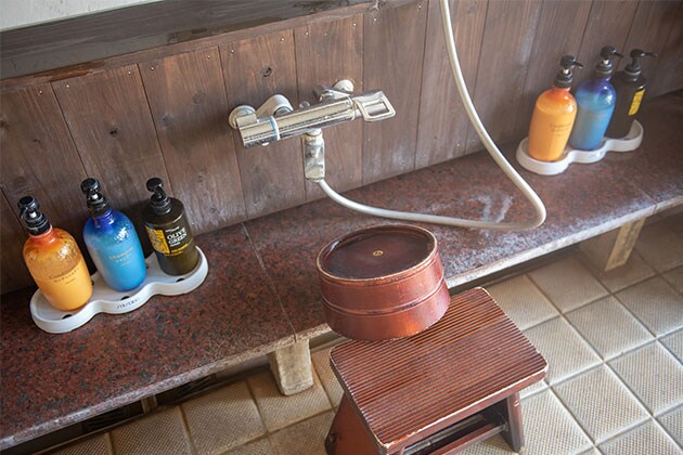 Formalités et attentes dans les onsen