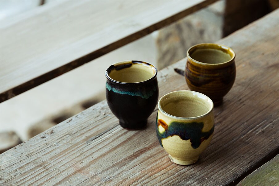 What is Kuro Satsuma pottery?