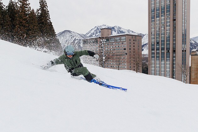 在 NASPA Ski Garden 滑雪場與企鵝家族見面