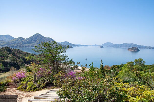 Hike to Okunoshima’s observation deck