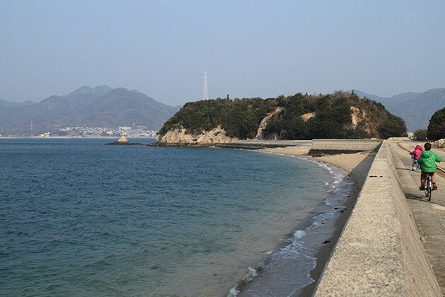 Bike around Rabbit Island