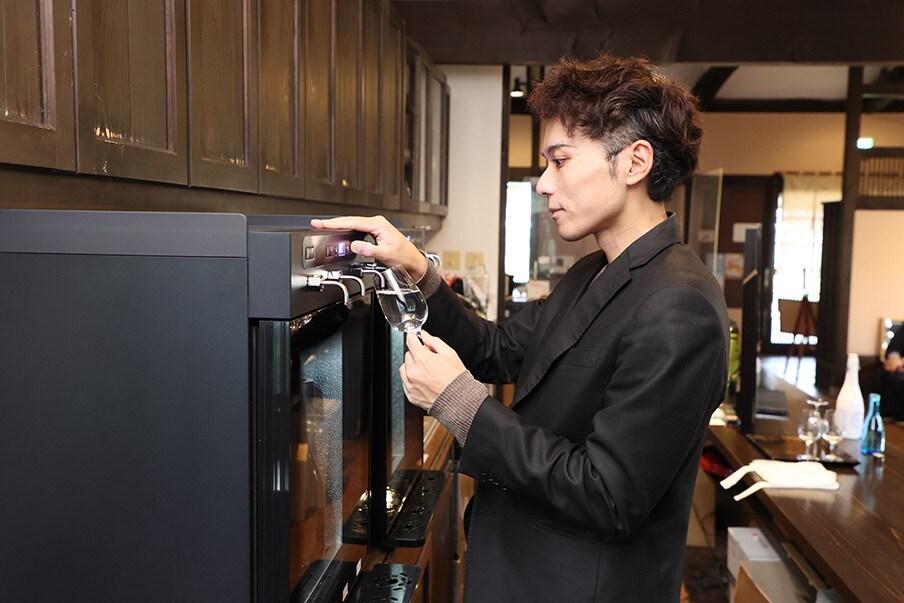 Shimonoseki Sake Brewery — Blend your own bottle of Japanese sake