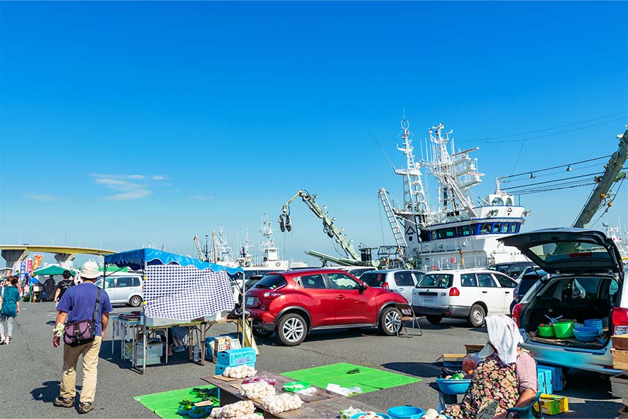 Tatehana Wharf Morning Market