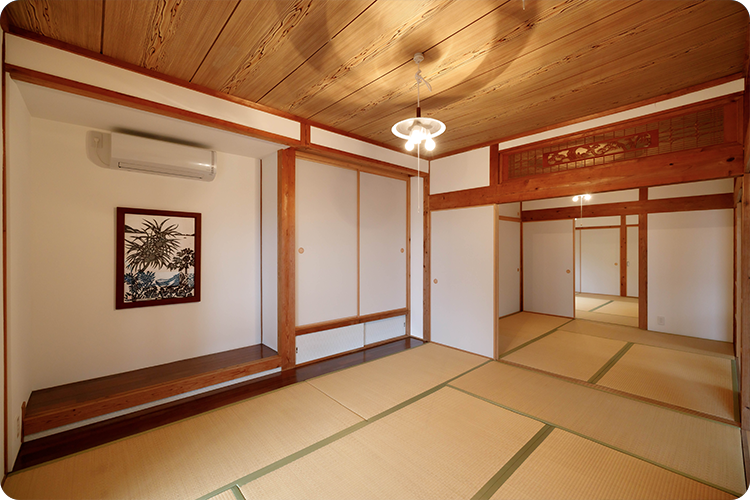 伝泊 奄美 古民家 アダンと海みる宿内部