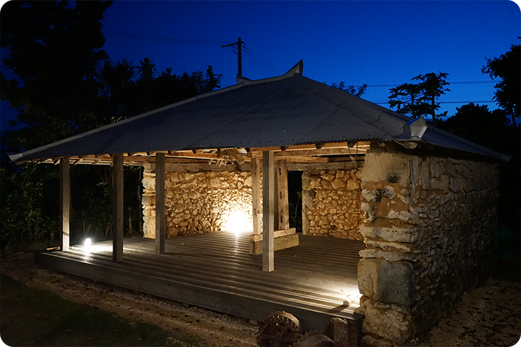 伝泊　徳之島（天城町）サンゴ石小屋のある宿のサンゴ石小屋