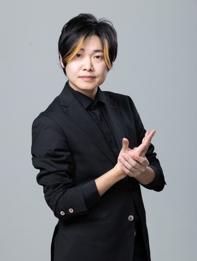水嶋ユウ