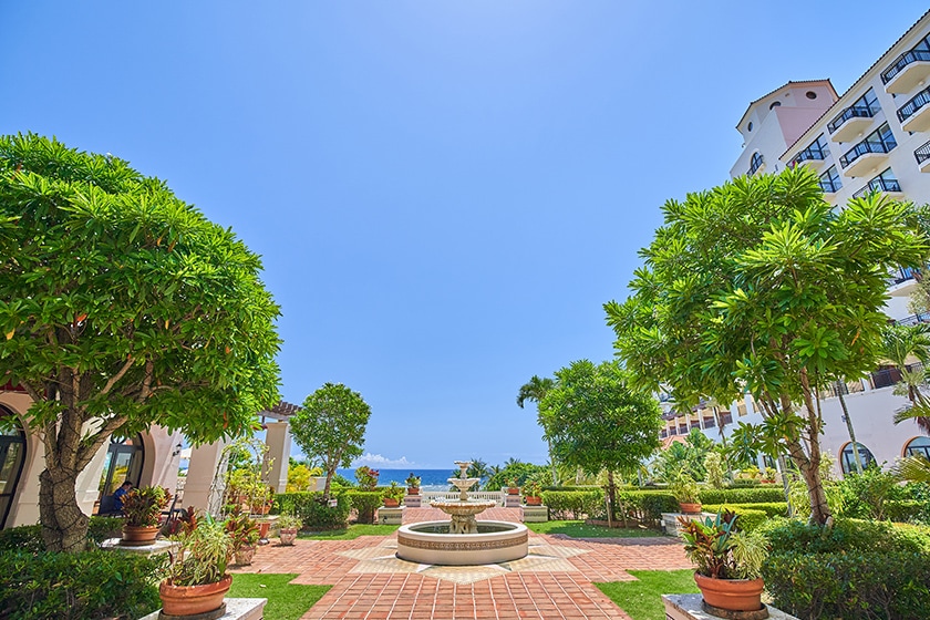 ホテル日航アリビラ