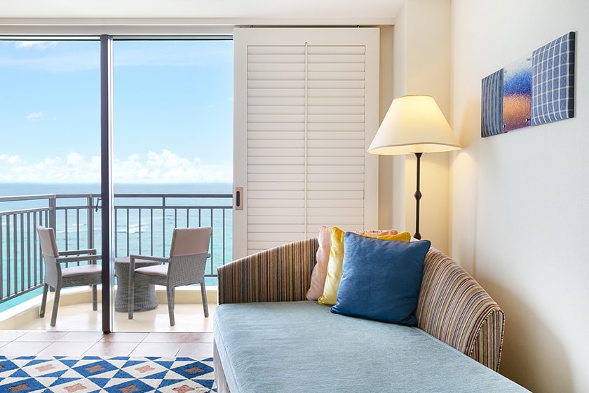 ホテル日航アリビラ