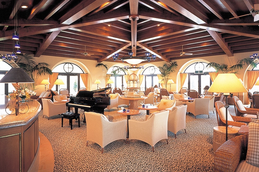 ホテル日航アリビラ