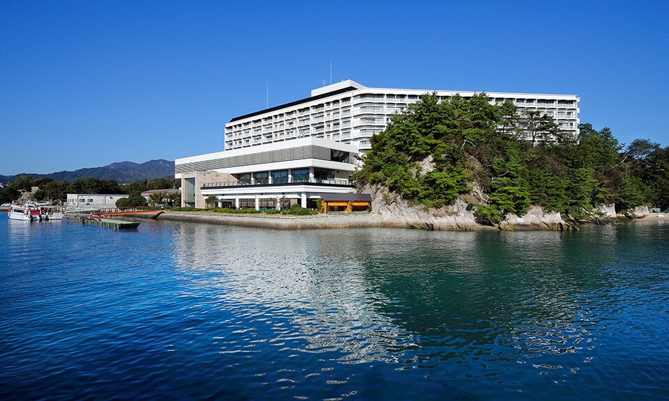宮島対岸の旅館 庭園の宿 石亭