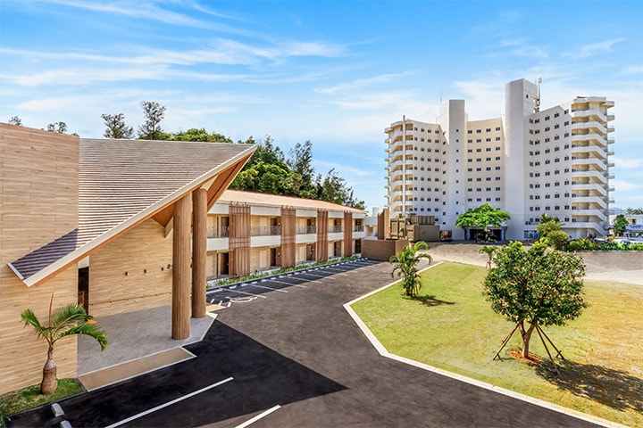 TWIN-LINE HOTEL YANBARU OKINAWA JAPAN外観