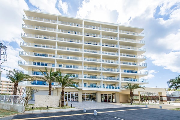 コンドミニアムホテル　名護リゾート　リエッタ中山外観
