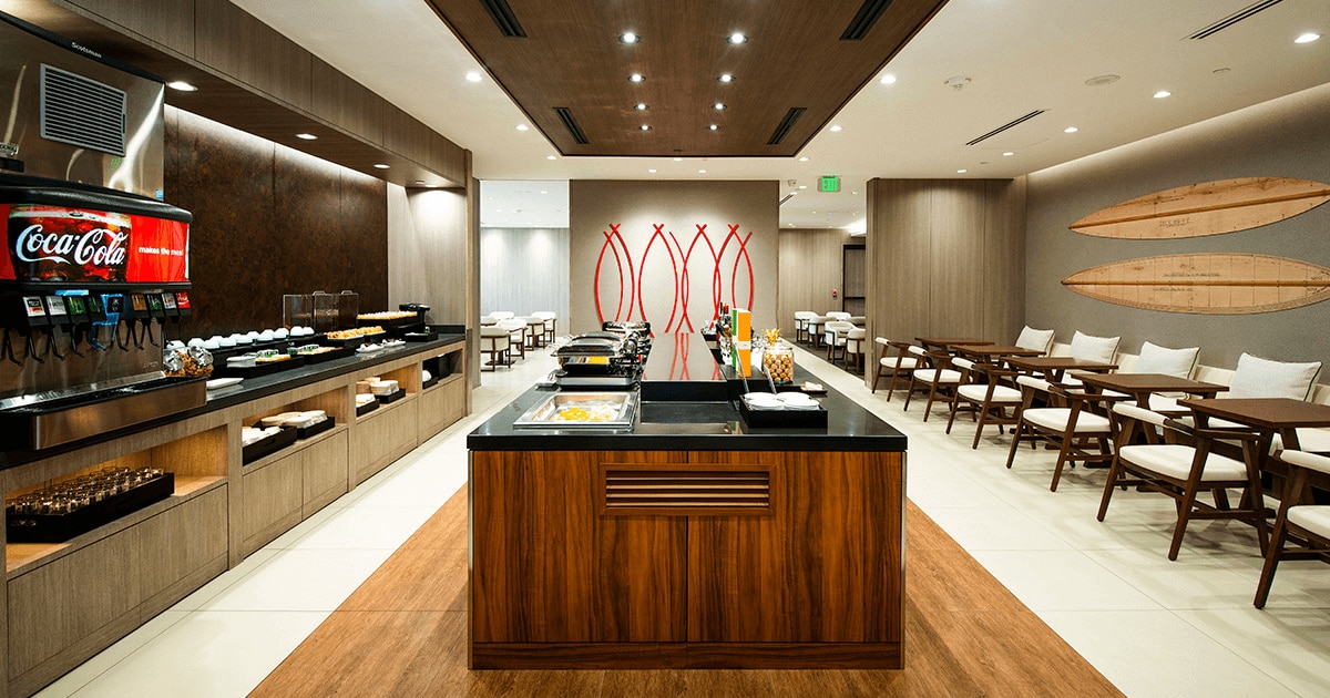 JAL | ダニエル.K.イノウエ国際空港〔ホノルル〕 サクララウンジ