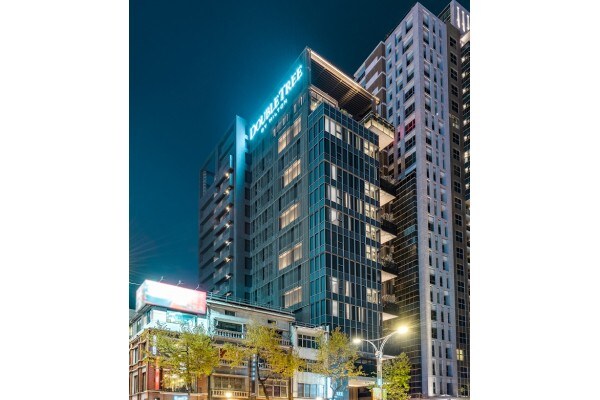 ダブルツリー バイ ヒルトン台北中山