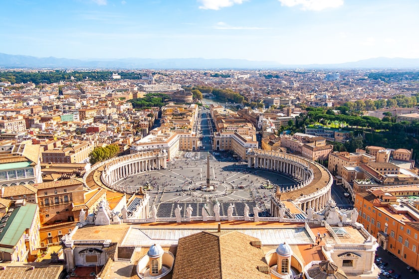 バチカン市国（サンピエトロ大聖堂）