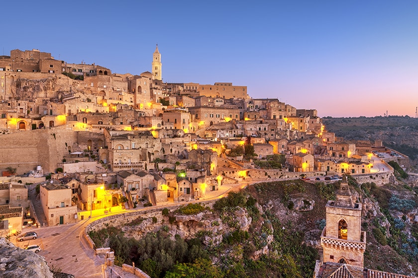 マテーラの街並み（夕景）（イメージ）