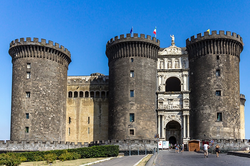 ナポリ/ヌォーヴォ城