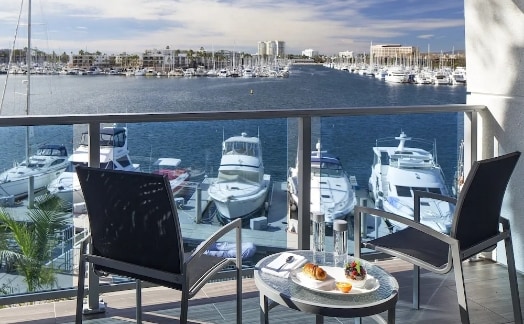 マリーナ デル レイ ホテル