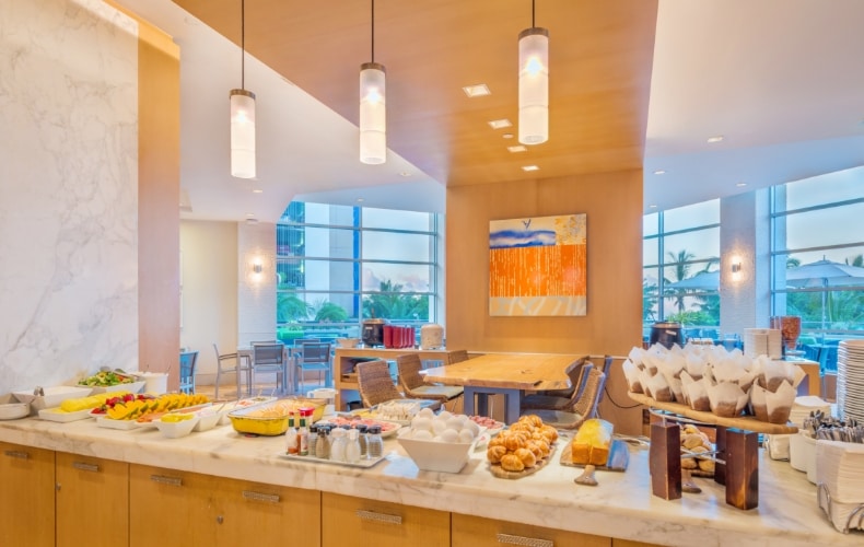 ハイアット　リージェンシー　ワイキキ　ビーチ　リゾート　＆　スパ