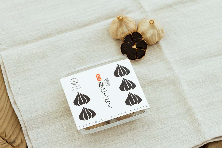 Sweet and tangy black garlic at Yakuzen Komachi