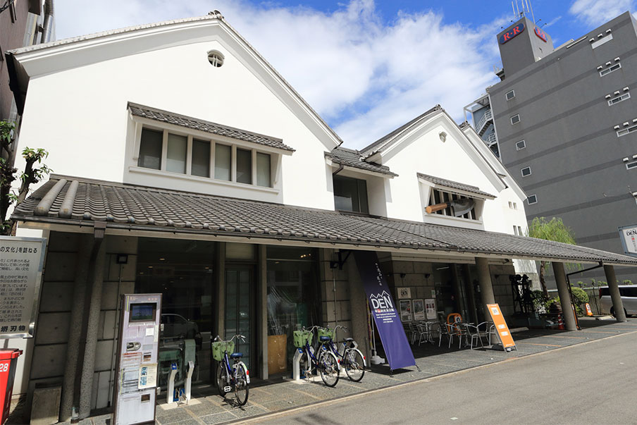 Locate Sakai City's best cooking tools and knives
