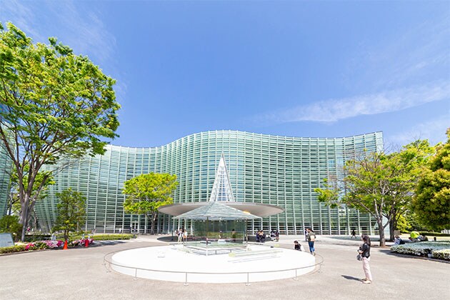 Appreciate diverse kinds of art at the National Art Center Tokyo