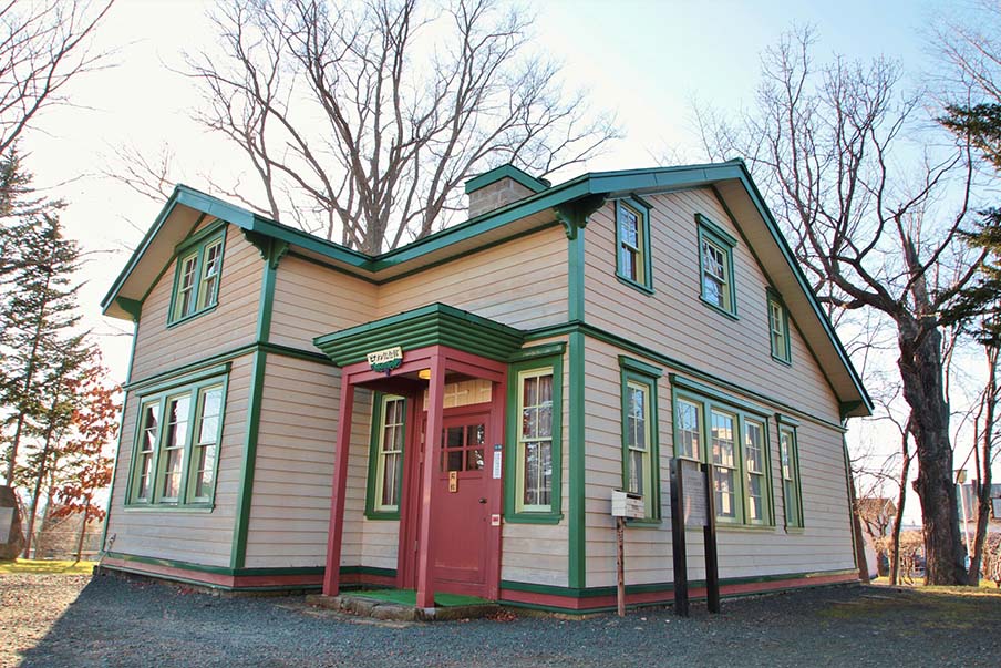 Pierson Memorial House